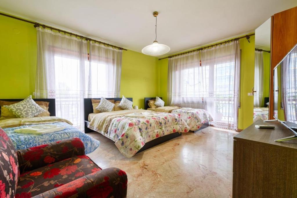 Venice H&S Garden Hotel Маргера Екстериор снимка