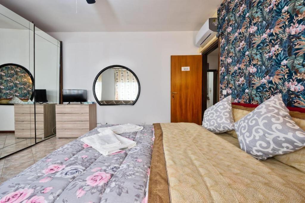 Venice H&S Garden Hotel Маргера Екстериор снимка